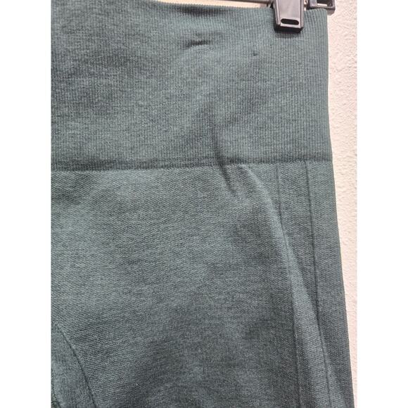 Lululemon In The Flow Cropped Leggings Green Womens - Picture 2 of 7